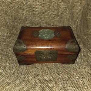 Vintage Beautiful Chinese Oriental Jade, Brass Wood Jewelry Box